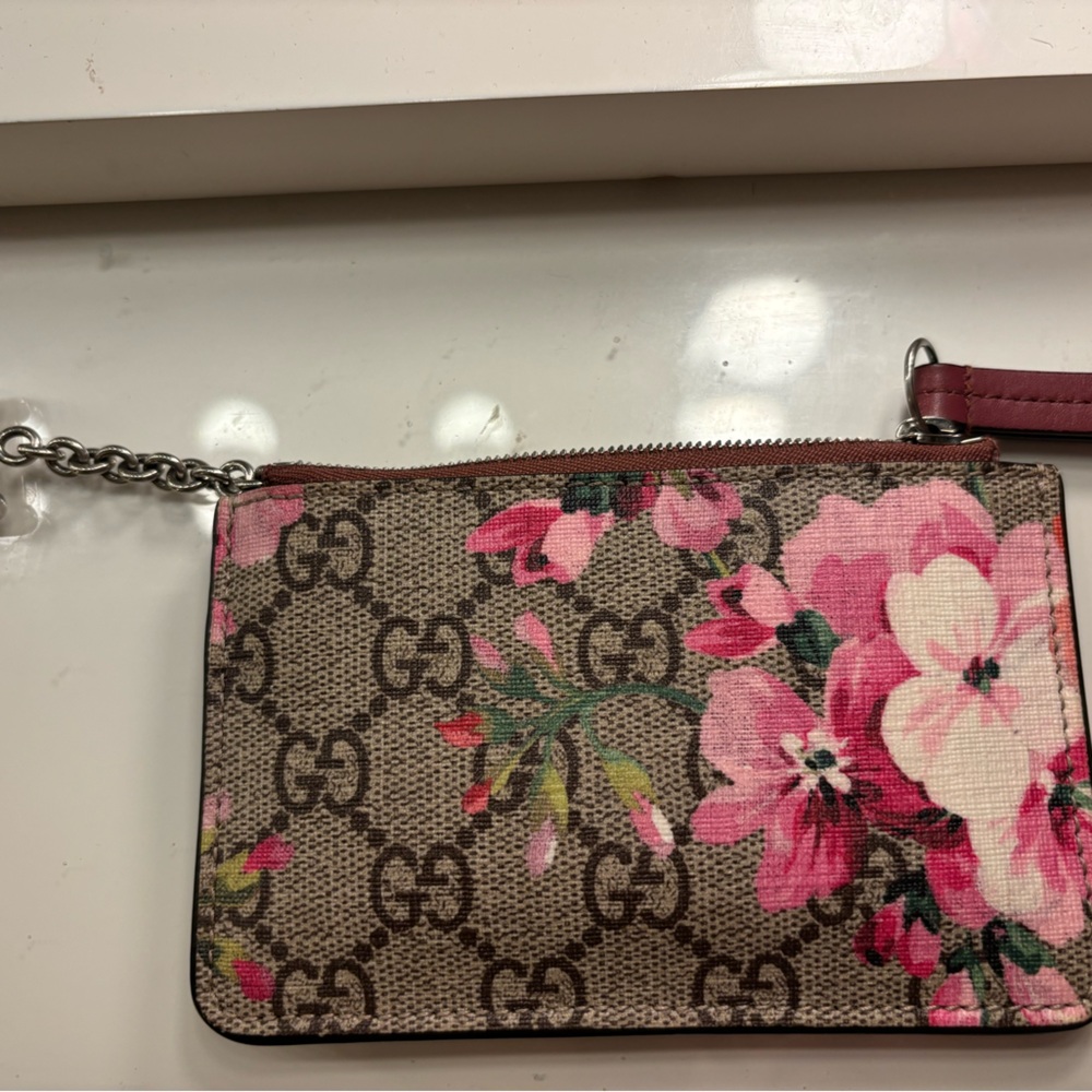 Gucci GG bloom key pouch